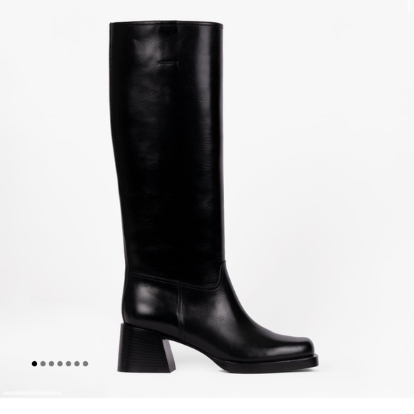 Labucq Black Joan Boots - Picture 2 of 5